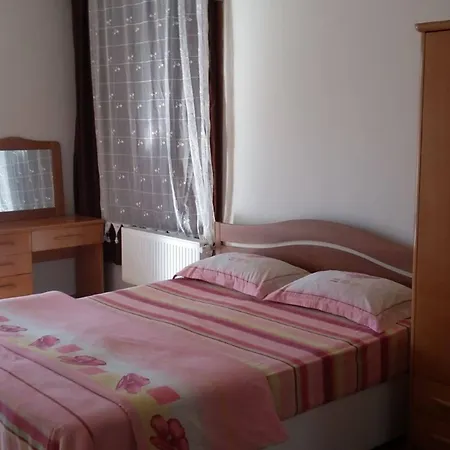Camlik Villalari Ayvalı